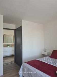 Maisons de vacances La Tremblaie Grange renovee avec vue campagne - 10 min du Puy duFou : photos des chambres
