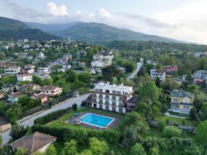 King Suite with Lake View room in My Green Boutique Hotel