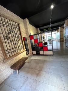 IY Loft 4 - Open Plan Garage Style - Up to 4 people