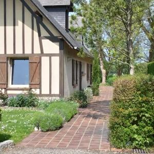 B&B / Chambres d'hotes L-Essentiel : photos des chambres