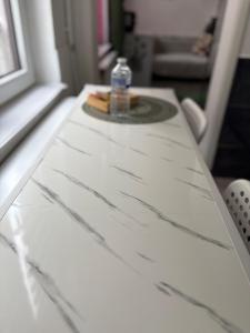 Spacious and Chic 1BR - Separate Kitchen & Washer