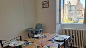 Appartements Au Ptit Bonheur du Lot, centre-ville, calme, vue, jardin : photos des chambres