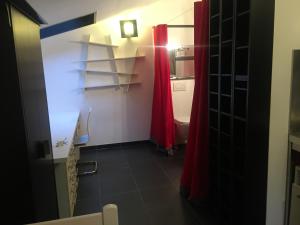 Studio 20m2 dans maison 120m2