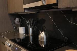 Unit 8 Spacious 2BR Penthouse Sleeps 8