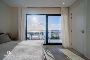 Can Sony - Quaint Villa by the Ocean with Pool