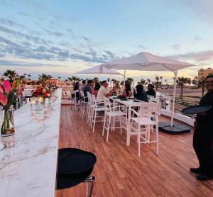 Coastal Getaway on Sandy Beach D502 Casa Blanca