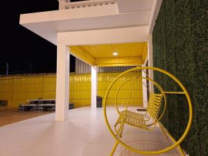 The Yellow House Poolvilla