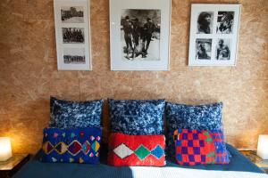 Maisons de vacances Maison coloree dans un jardin : photos des chambres