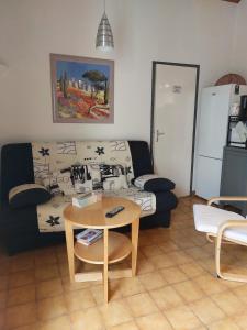 Maisons de vacances Maison dans residence avec piscine : photos des chambres