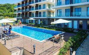 Casa Montenegro Studio with pool near airport