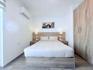 The Bugibba Central Penthouse!