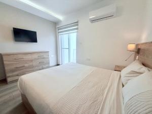 The Bugibba Central Penthouse!