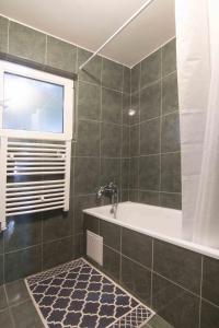 Rosemary Terrace Krasici