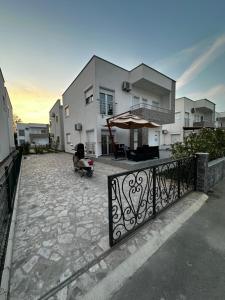 Vila Dior Donji Stoj