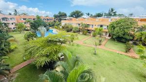 Don Cesar Beachfront Apartments - Generator - Pool