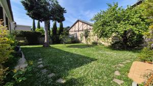 B&B / Chambres d'hotes Chambre meuble Sdb Wc et acces privatifs : photos des chambres