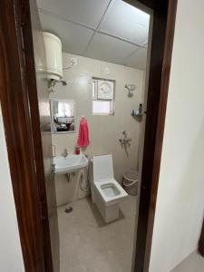 Aravalli Stays 2 BHK Apartment