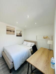 London Twickenham stadium double Bedroom B