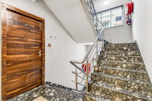 Hotel O MB International