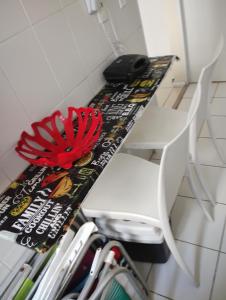 Those who like beach and pool