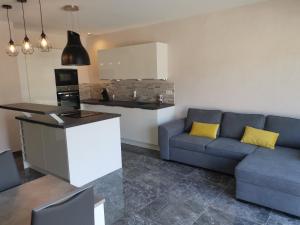 Logement cosy avec piscine et jacuzzi privé