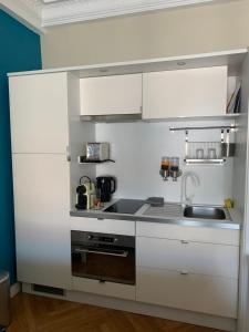 Lumineux Studio dernier étage avec terrasse, proche mer