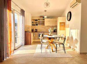 Getaway Penthouse, Stunning Sun n Ocean Views