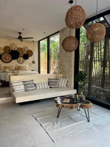 MeDaYa Selva Retreat