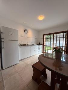 Casa Franklin, A media cuadra de la laguna!