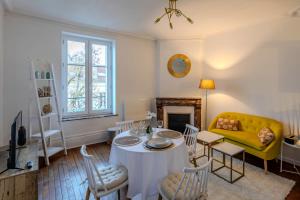 Appartements Le Petit Marbre - 10 min a pied de la gare de Nancy : photos des chambres