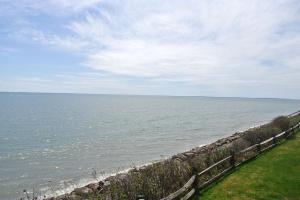 New Seabury Ocean Front Beach Condo 2Bd2Bath 2 Large Balconies Private Beach