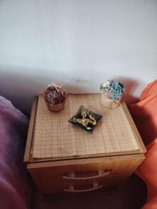 1 cuadra de la TERMINAL DE ÓMNIBUS