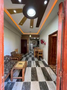 شقق أجنحة مجهزة تطل علي البحر Furnished suite apartments with sea view