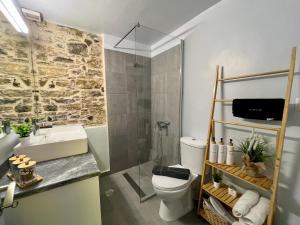 The Blue House - Traditional House in Old Town