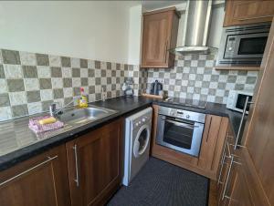 Newcastle Riverside Executive Apartment