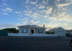 Break-A-Way Accommodation