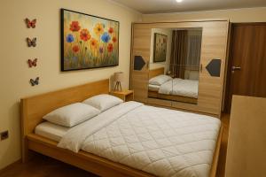 Lovely 2 bedrooms flat Cornelia- CENTRAL Corabia