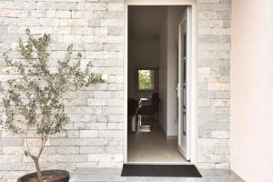 Apartments with parking space Tribunj, Vodice - 24222