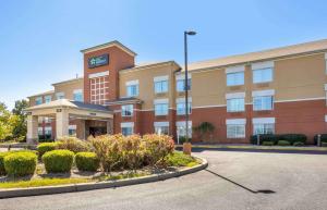 Extended Stay America Suites -..
