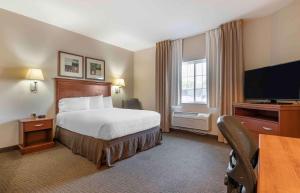 Queen Studio room in Extended Stay America Suites - Bartlesville - Hwy 75