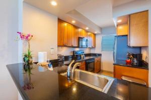 ROYAL MAUIAN #506 condo