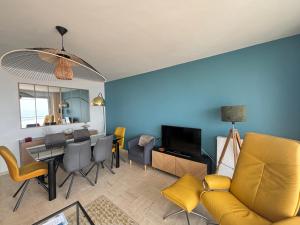 Appartement T3 au 6e étage avec balcon et vue mer - FR-1-197-200