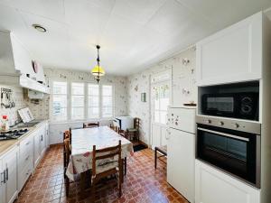 Maisons de vacances Maison cosy a Fouras, proche plage, animaux acceptes - FR-1-709-80 : photos des chambres