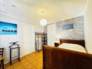 Maisons de vacances Maison cosy a Fouras, proche plage, animaux acceptes - FR-1-709-80 : photos des chambres