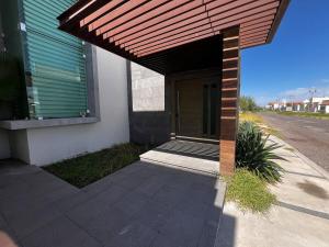 House Pool 4 bedrooms