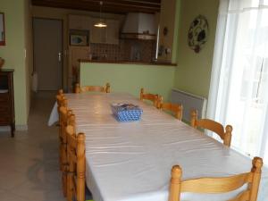 Gîte calme proche plage et commerces au Croisic avec jardin, Wi-Fi, 4 chambres - FR-1-306-1308