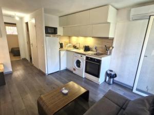 Appartement 2 pièces avec parking à Sainte-Maxime - FR-1-780-93