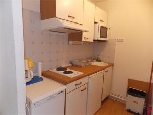Appartement centre Luchon, balcon sud, parking - FR-1-313-243