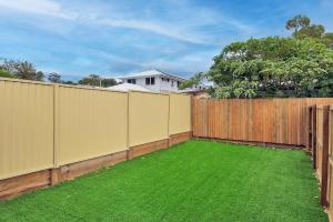 Modern New-Build Cozy Home Studio with Free Parking