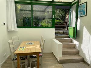 Appartement 4 pers au Bois de la Chaize proche plage - FR-1-823-64